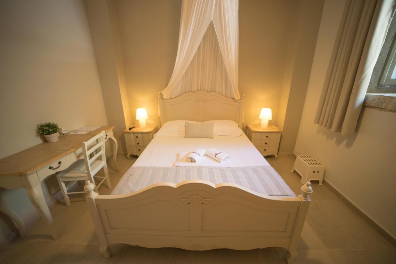 Alicelia Boutique Inn Вати Екстериор снимка
