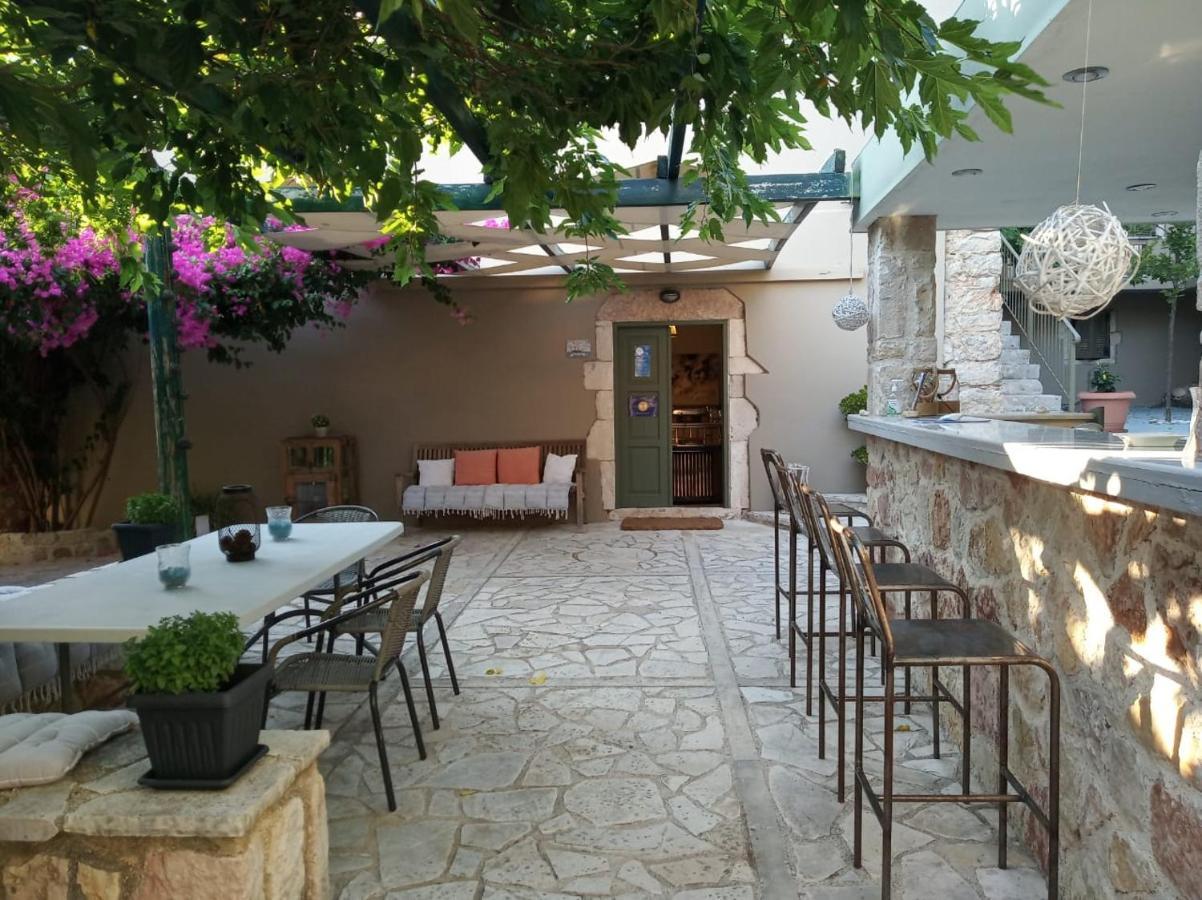 Alicelia Boutique Inn Вати Екстериор снимка