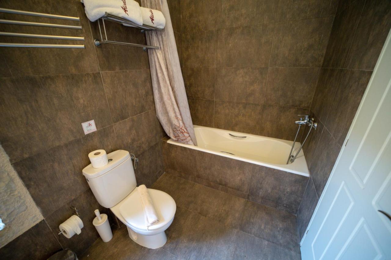 Alicelia Boutique Inn Вати Екстериор снимка