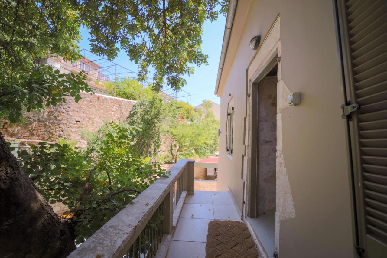 Alicelia Boutique Inn Вати Екстериор снимка