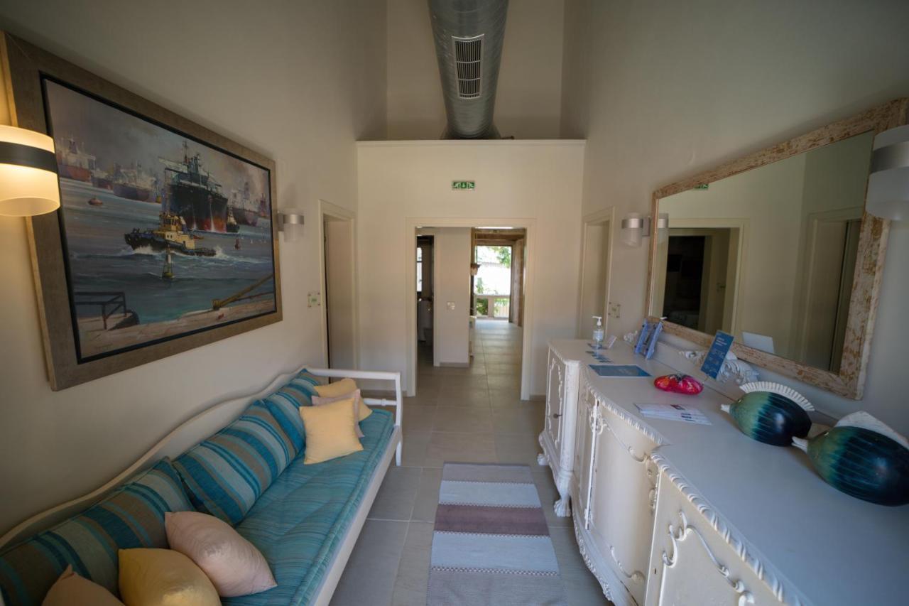 Alicelia Boutique Inn Вати Екстериор снимка