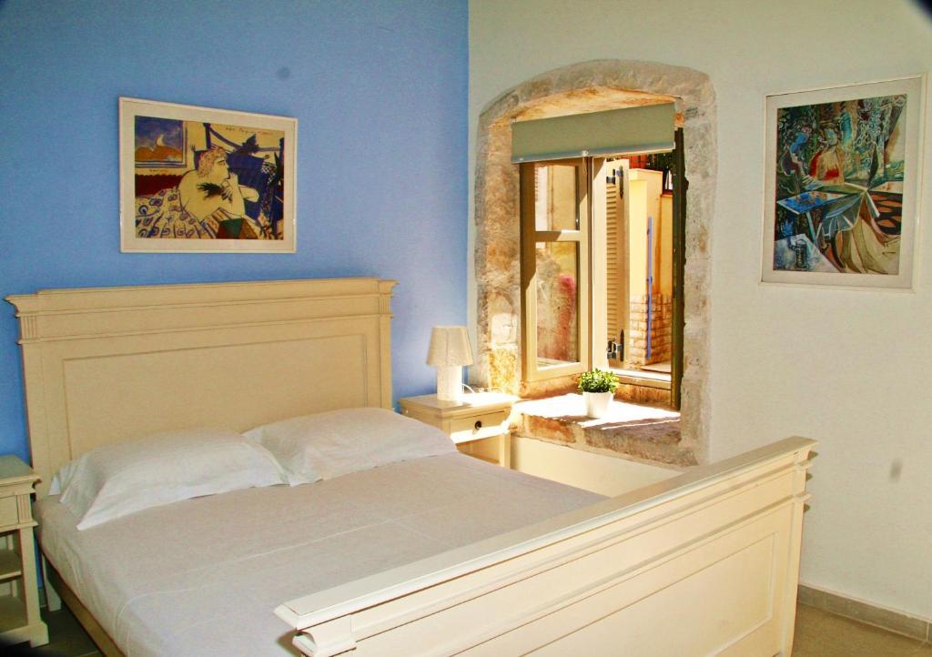 Alicelia Boutique Inn Вати Стая снимка