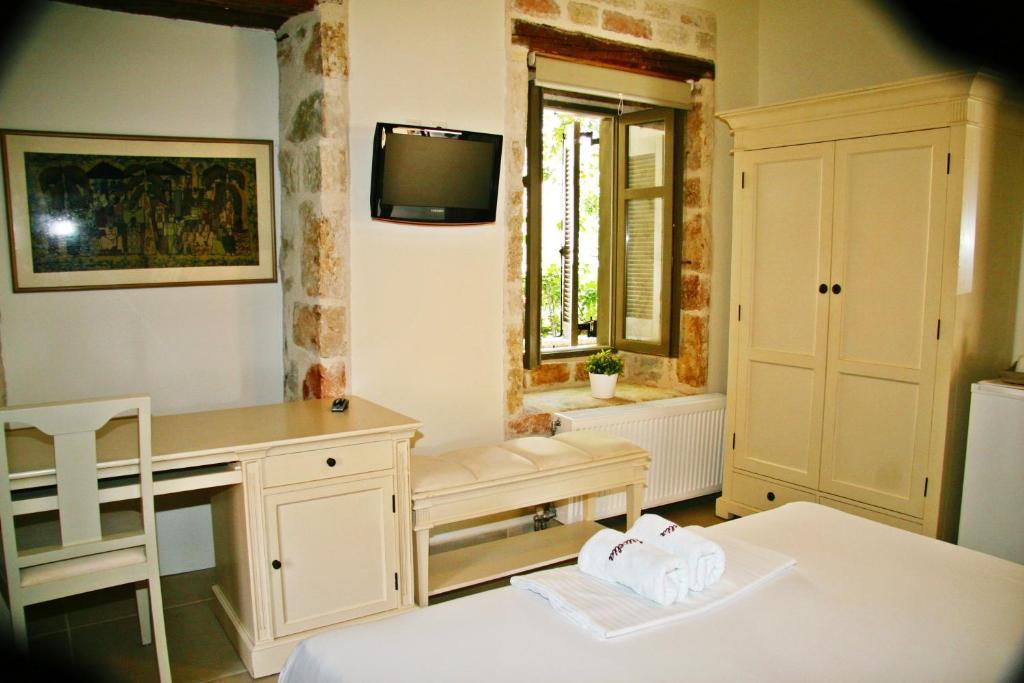 Alicelia Boutique Inn Вати Стая снимка