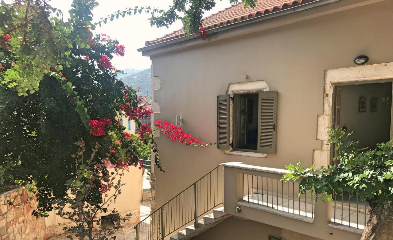 Alicelia Boutique Inn Вати Екстериор снимка