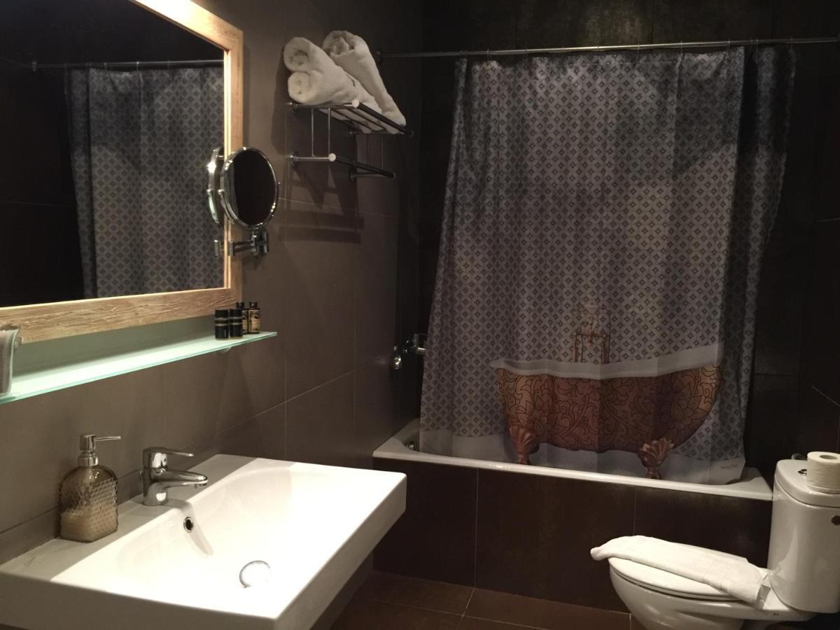 Alicelia Boutique Inn Вати Екстериор снимка